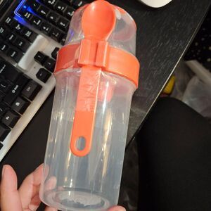 Cereal Cup WIth Spoon 16oz‎